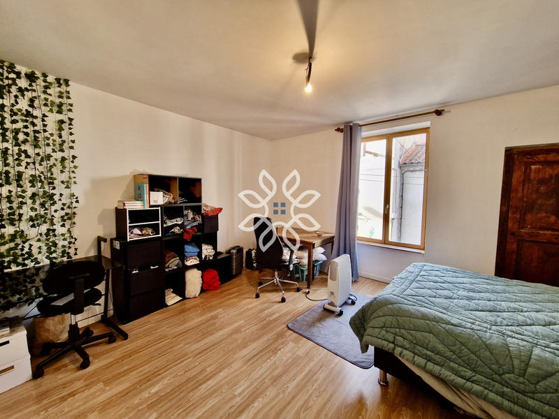 Maison - 120 m² - 6 pièces