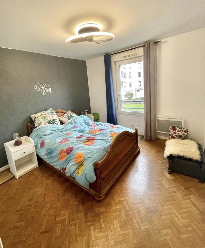 Appartement - 135 m² - 6 pièces