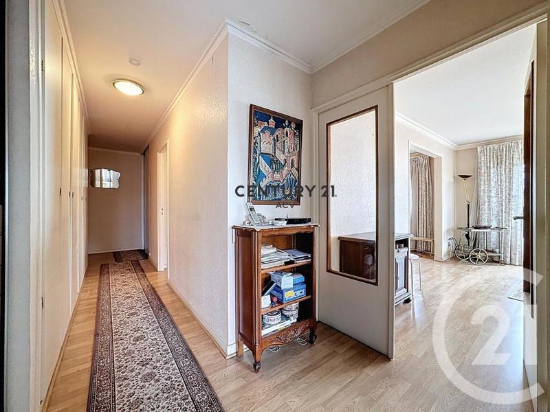 Appartement - 72 m² - 4 pièces