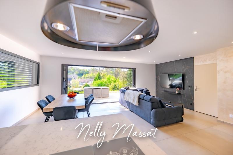 Maison - 170 m² - 6 pièces