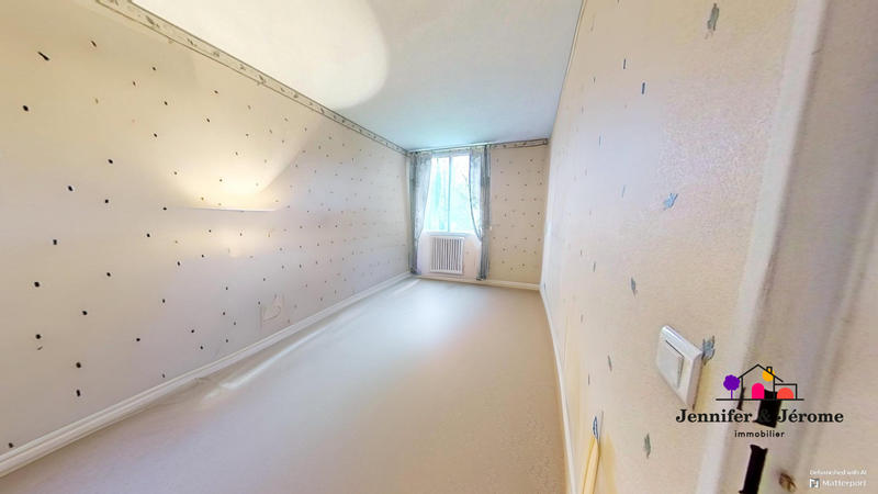 Appartement - 83 m² - 4 pièces