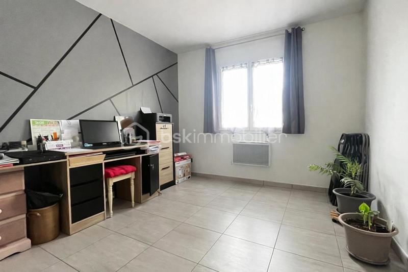 Maison - 96 m² - 4 pièces