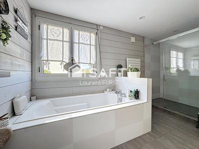 Maison - 115 m² - 6 pièces