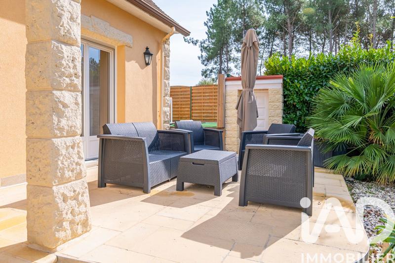 Maison - 196 m² - 6 pièces