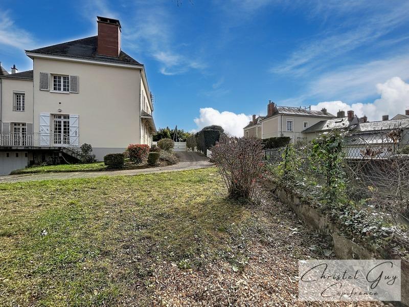 Maison bourgeoise - 291 m² - 12 pièces
