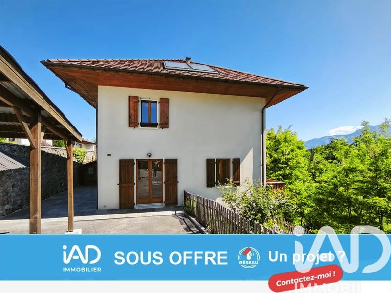 Maison - 137 m² - 6 pièces