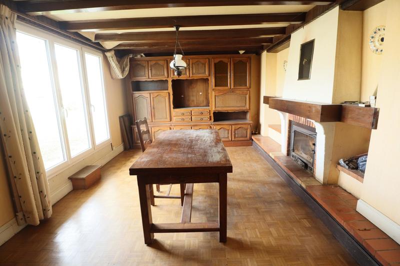 Maison - 99 m² - 6 pièces
