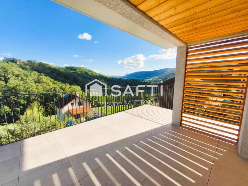 Maison - 120 m² - 6 pièces