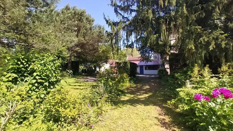 Maison ancienne - 163 m² - 16 pièces