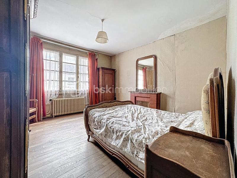 Propriété - 150 m² - 8 pièces