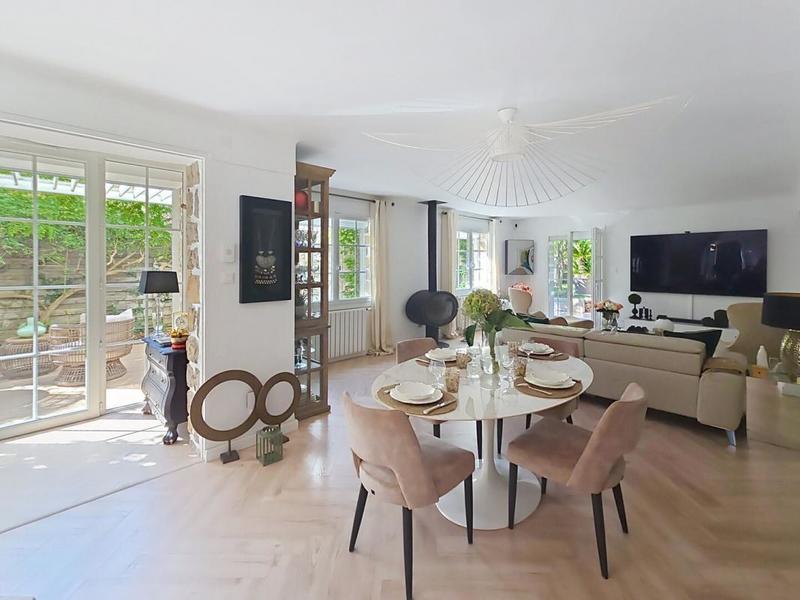 Villa - 172 m² - 6 pièces