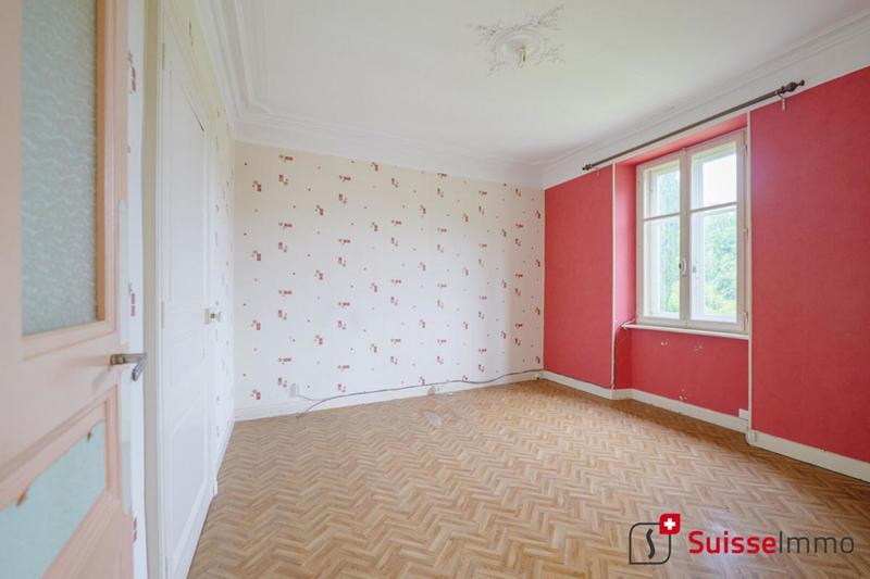 Maison - 270 m² - 11 pièces