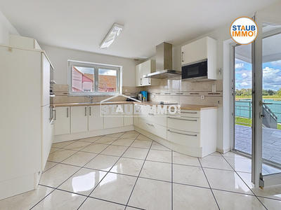 Maison - 145 m² - 5 pièces