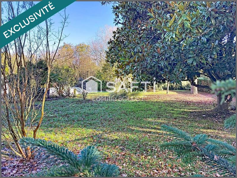 Maison - 204 m² - 6 pièces