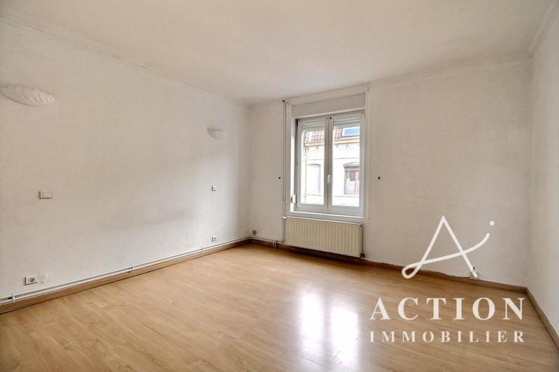 Maison - 98 m² - 5 pièces