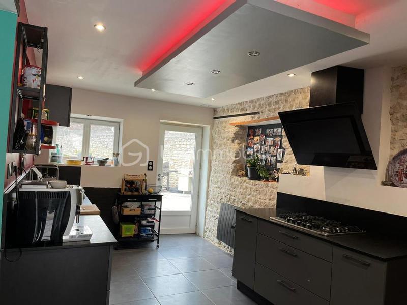 Maison - 127 m² - 6 pièces