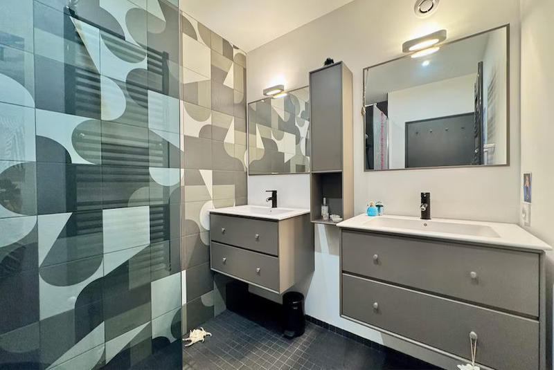 Appartement - 75 m² - 3 pièces