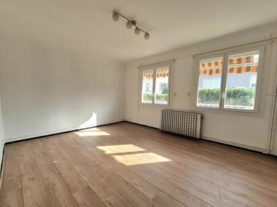 Maison - 81 m² - 5 pièces