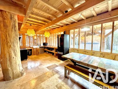 Maison - 98 m² - 5 pièces