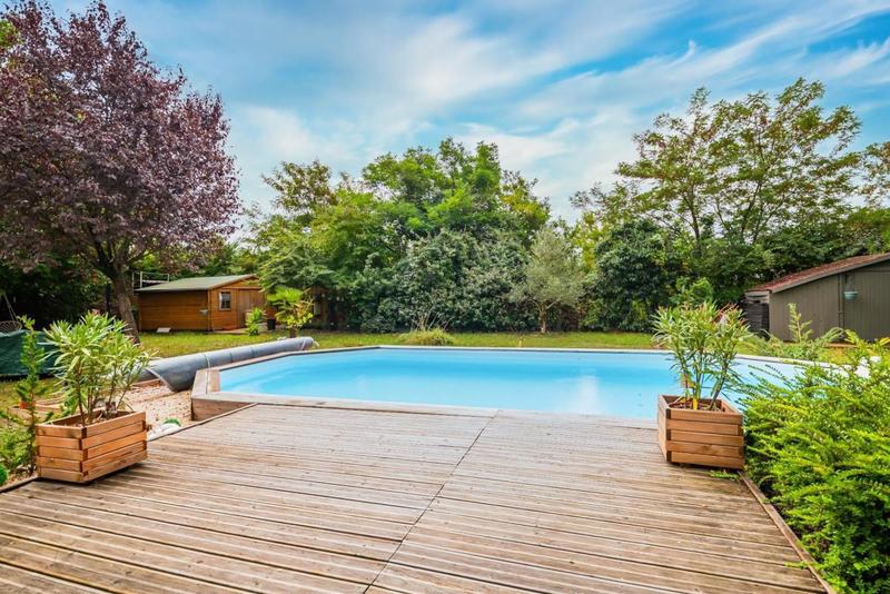 Maison traditionnelle - 153 m² - 6 pièces