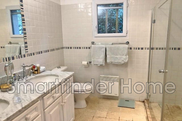 Maison - 162 m² - 6 pièces