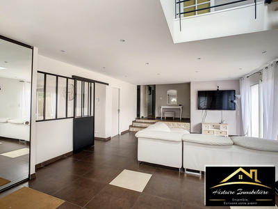 Maison contemporaine - 151 m² - 7 pièces