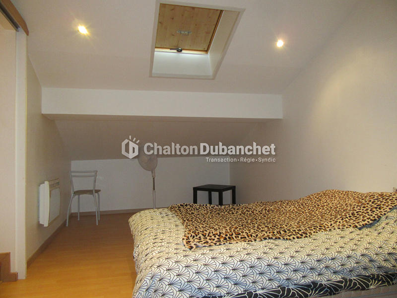 Immeuble - 210 m² - 8 pièces