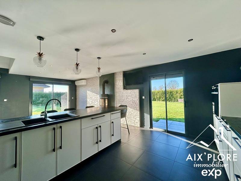 Maison - 120 m² - 5 pièces