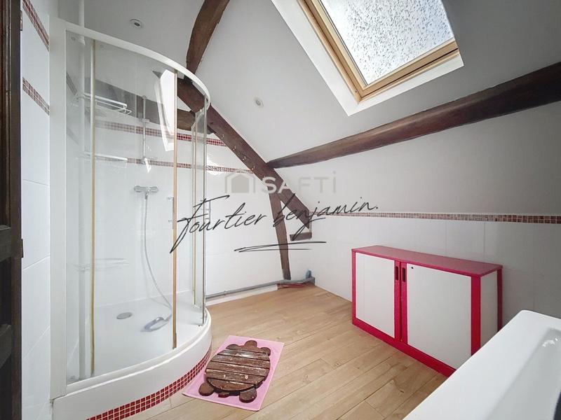 Maison - 175 m² - 5 pièces