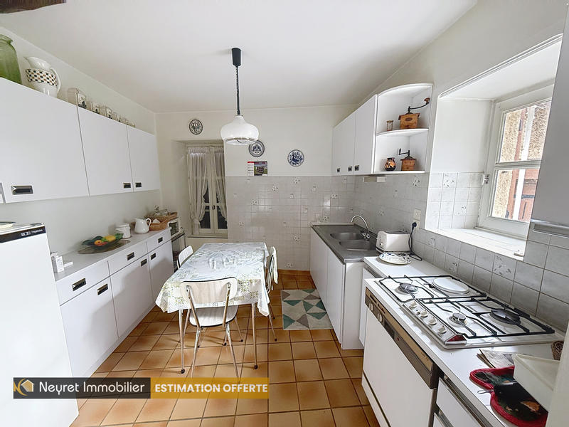 Maison - 135 m² - 6 pièces