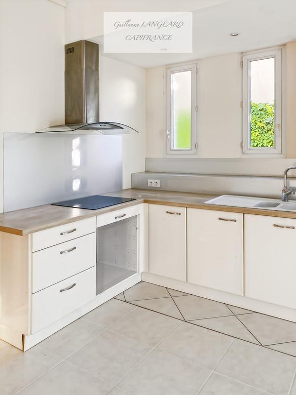 Maison - 207 m² - 9 pièces