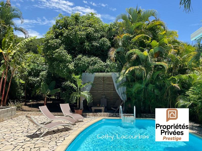 Villa - 234 m² - 8 pièces