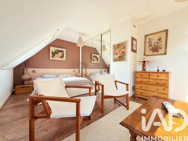 Maison - 140 m² - 7 pièces