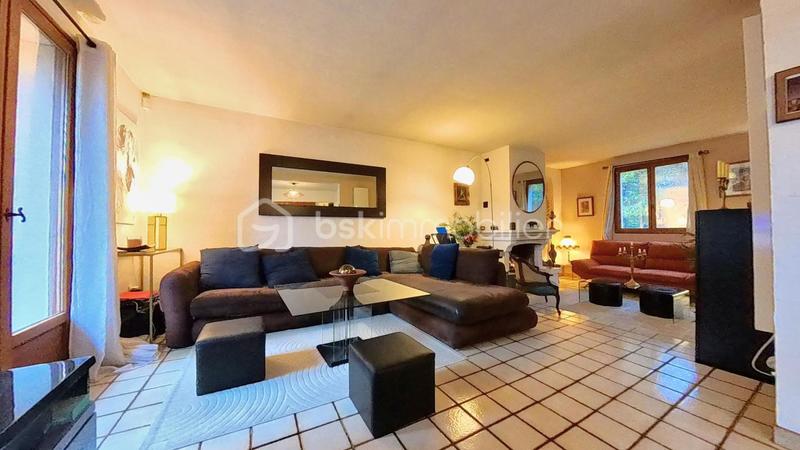 Maison - 131 m² - 6 pièces