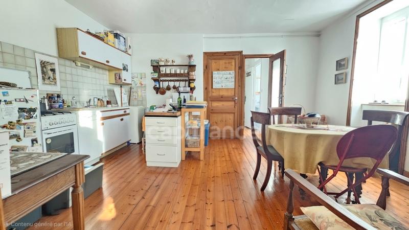 Immeuble - 240 m² - 12 pièces