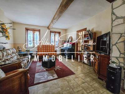 Maison - 166 m² - 7 pièces