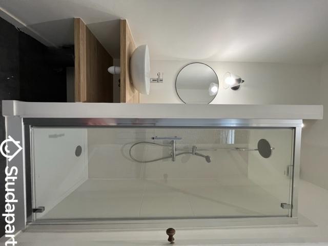 Chambre - 9 m² - 1 pièce