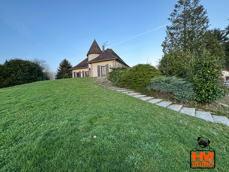 Maison - 138 m² - 6 pièces