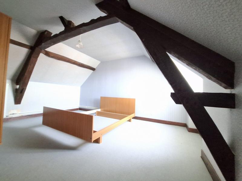 Maison - 104 m² - 5 pièces