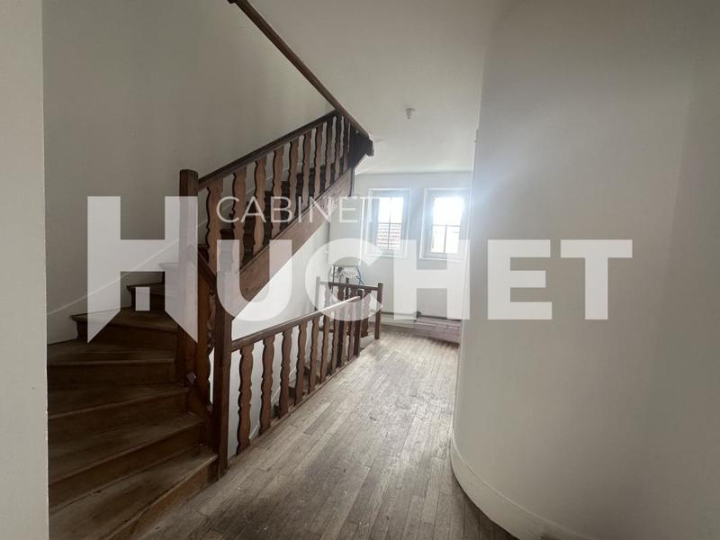 Local d'activité / Entrepôt - 270 m²