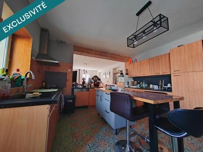 Maison - 147 m² - 7 pièces