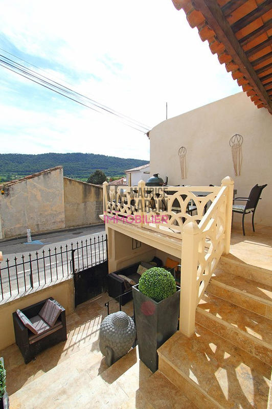 Maison - 165 m² - 8 pièces