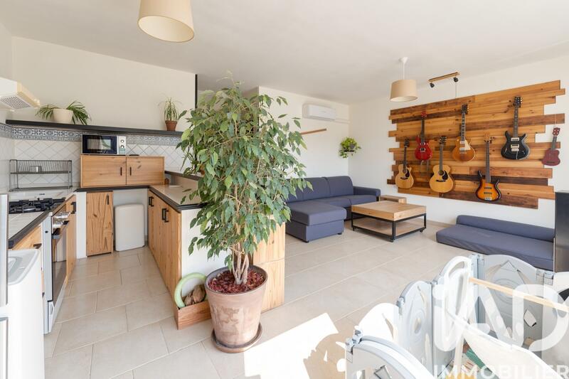 Maison - 457 m² - 10 pièces