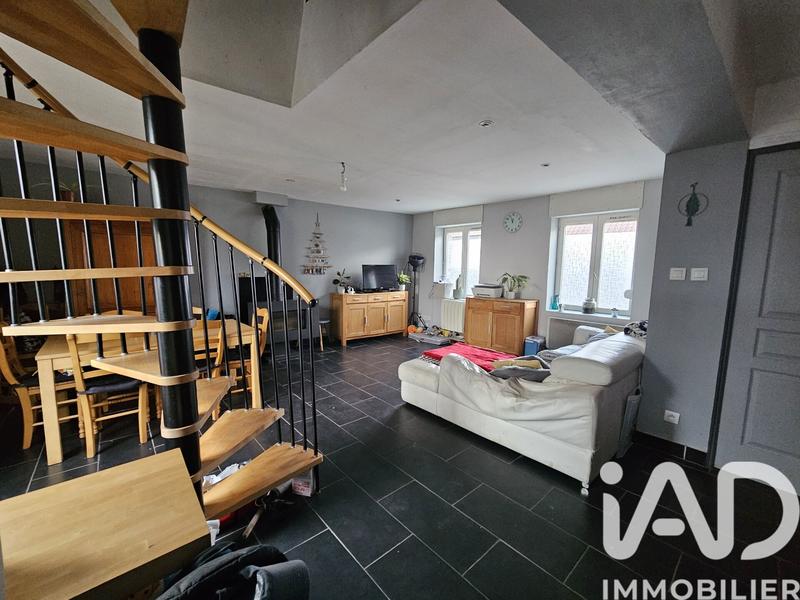 Maison - 94 m² - 4 pièces