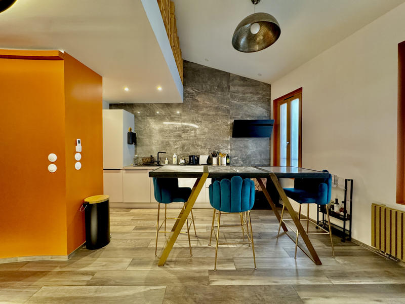 Appartement - 83 m² - 3 pièces