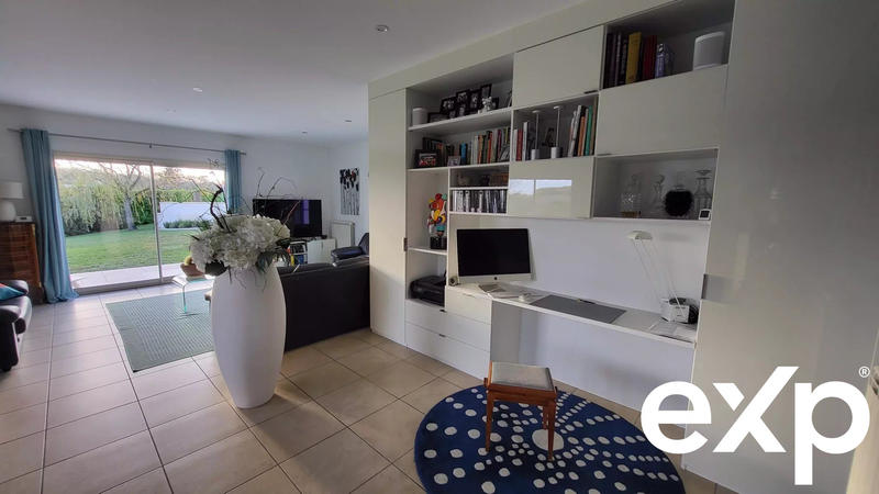 Maison - 204 m² - 5 pièces