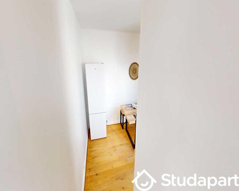 Chambre - 160 m² - 1 pièce