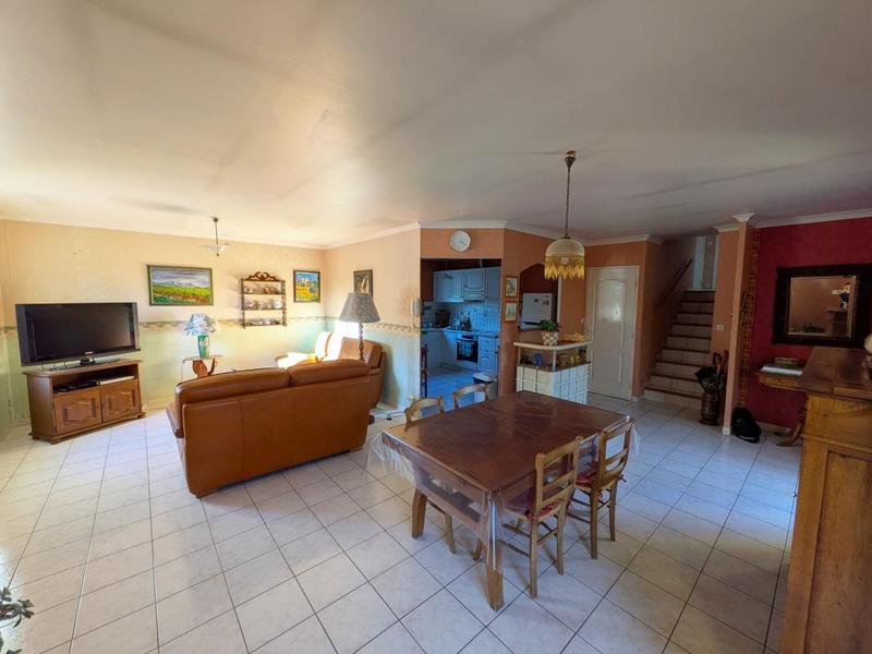 Maison - 137 m² - 6 pièces