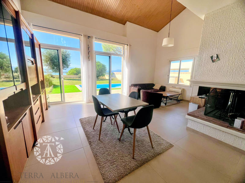 Villa - 122 m² - 4 pièces