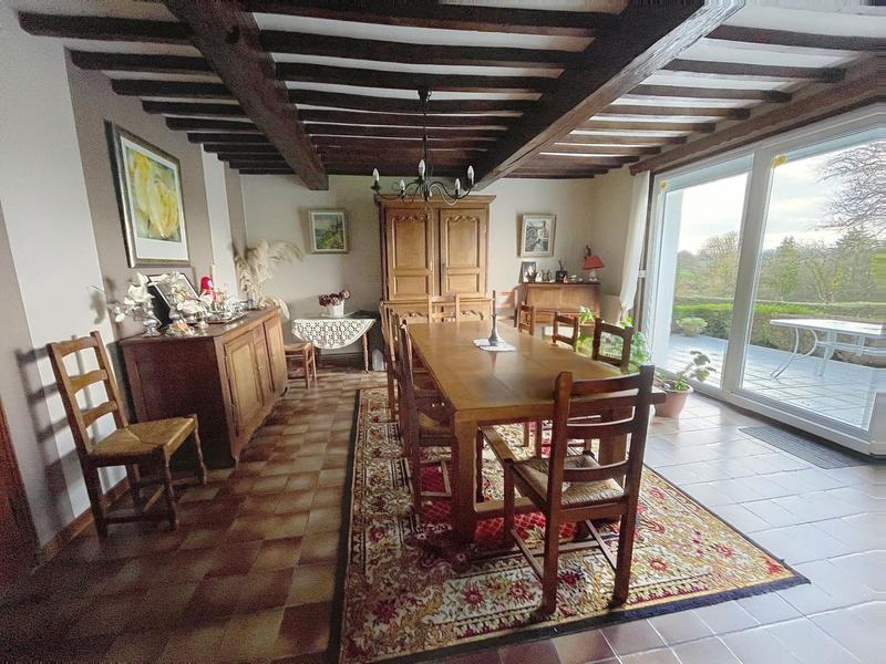 Maison - 164 m² - 8 pièces
